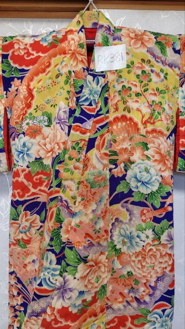 RK381アンティーク子供着物江戸縮緬着丈81センチ裄丈38センチ貴重な着物綺麗