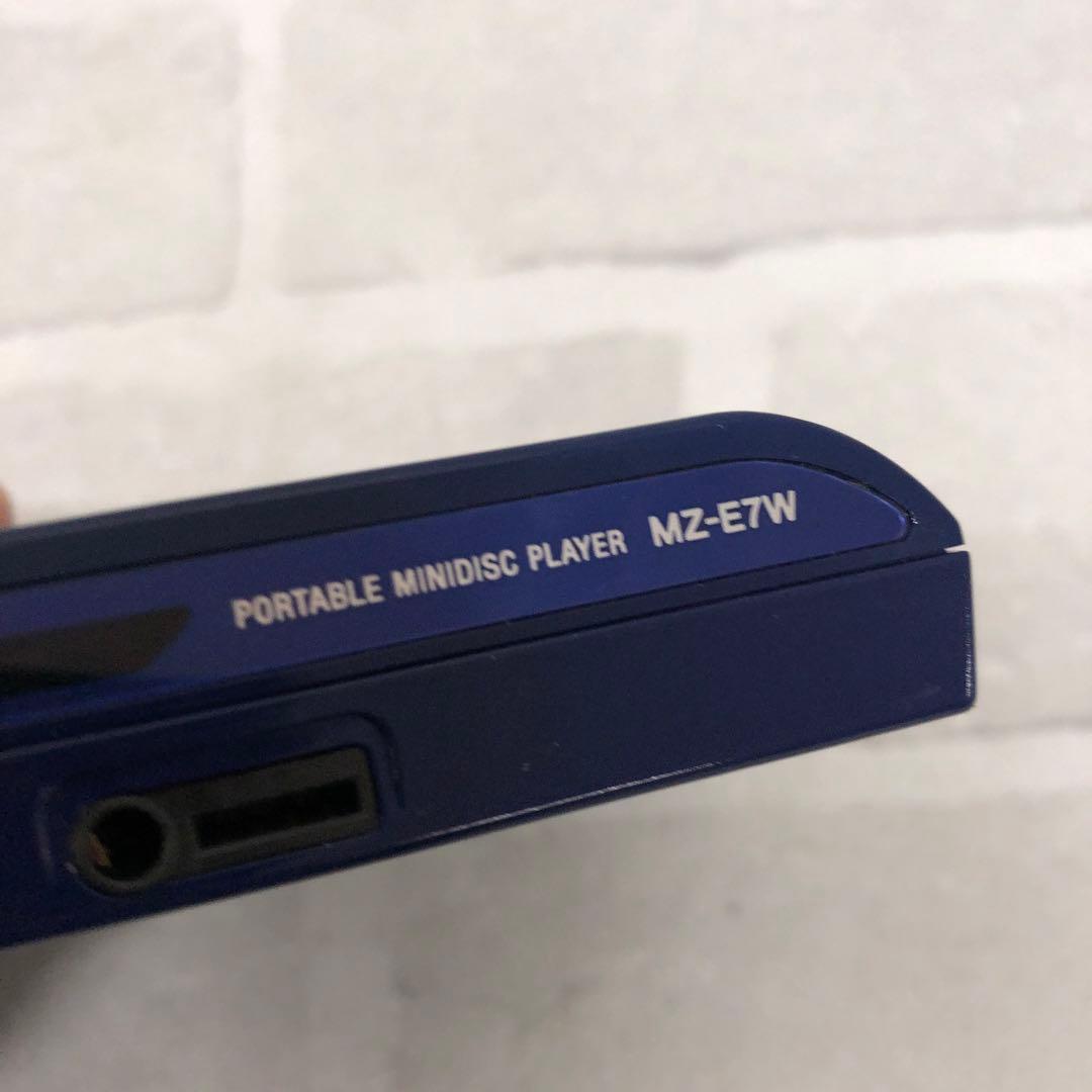 M4446 サントリーBOSS ポータブルMDプレーヤー MDウォークマン