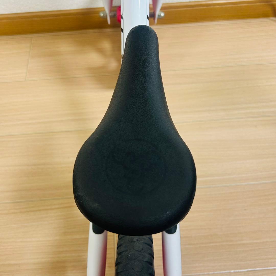 STRIDER バランスバイク 希少ホワイト 限定版