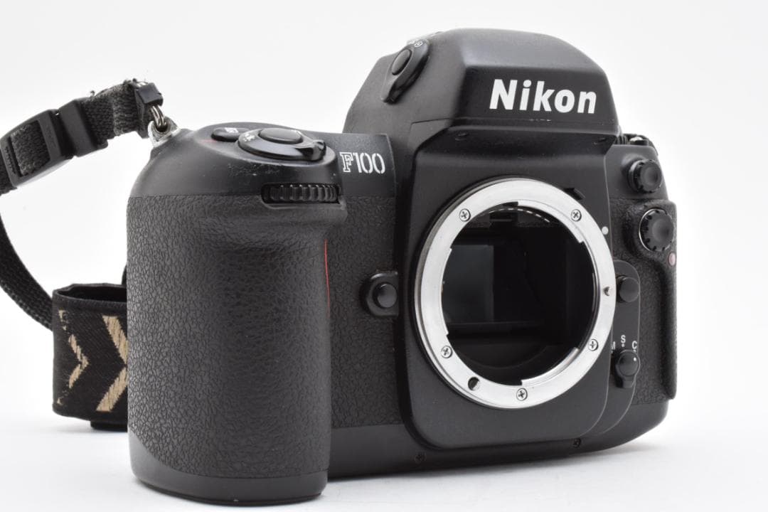 ■ 美品 ■ ニコン　Nikon F100 ボディ