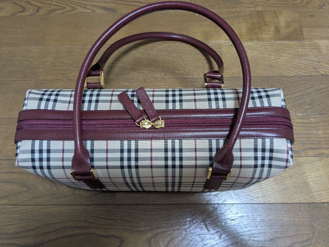 BURBERRY　バーバリー　チェック柄ベージュワインレッドバッグ