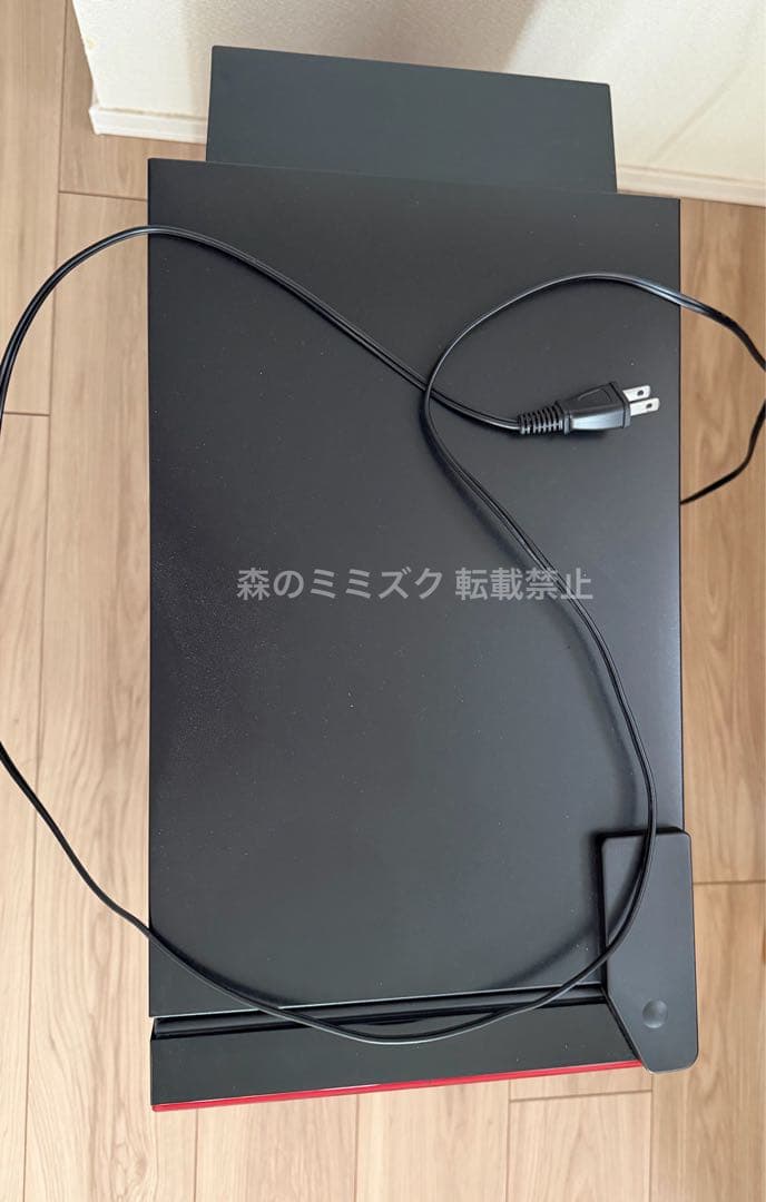 【生産完了品】デバイスタイル ペルチェ式ワインセラー レッド CE-8W 右開き