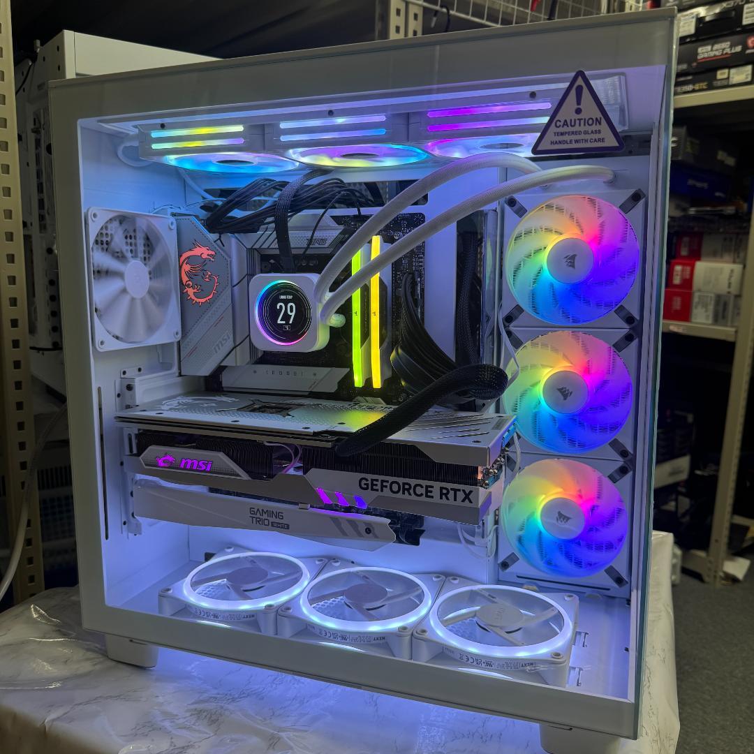 ゲーミングPC/i9 13900K RTX4070Ti 32GB NVMe1TB