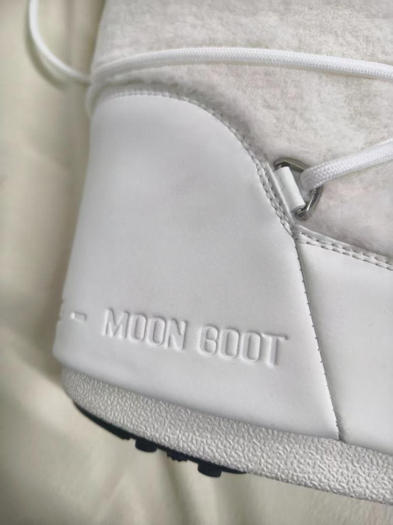 MOON BOOT ムーンブーツ ホワイト ファー付き ブーツ