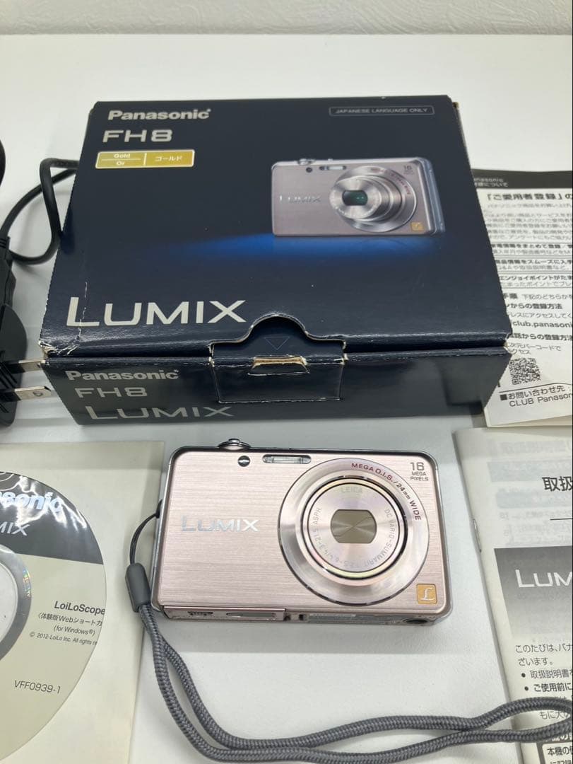 【極美品】Panasonic LUMIX DMC-FH8 ゴールド 動作確認済み
