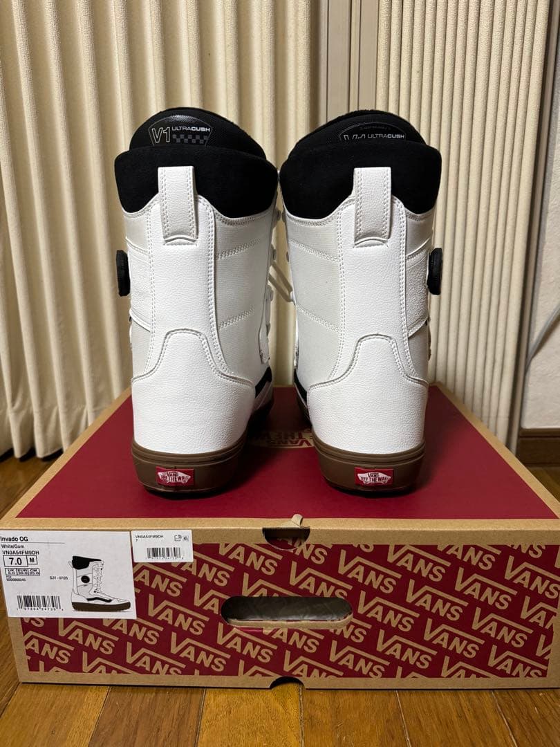 ★セール★25-26 VANS INVAD OGブーツ 25.0センチ