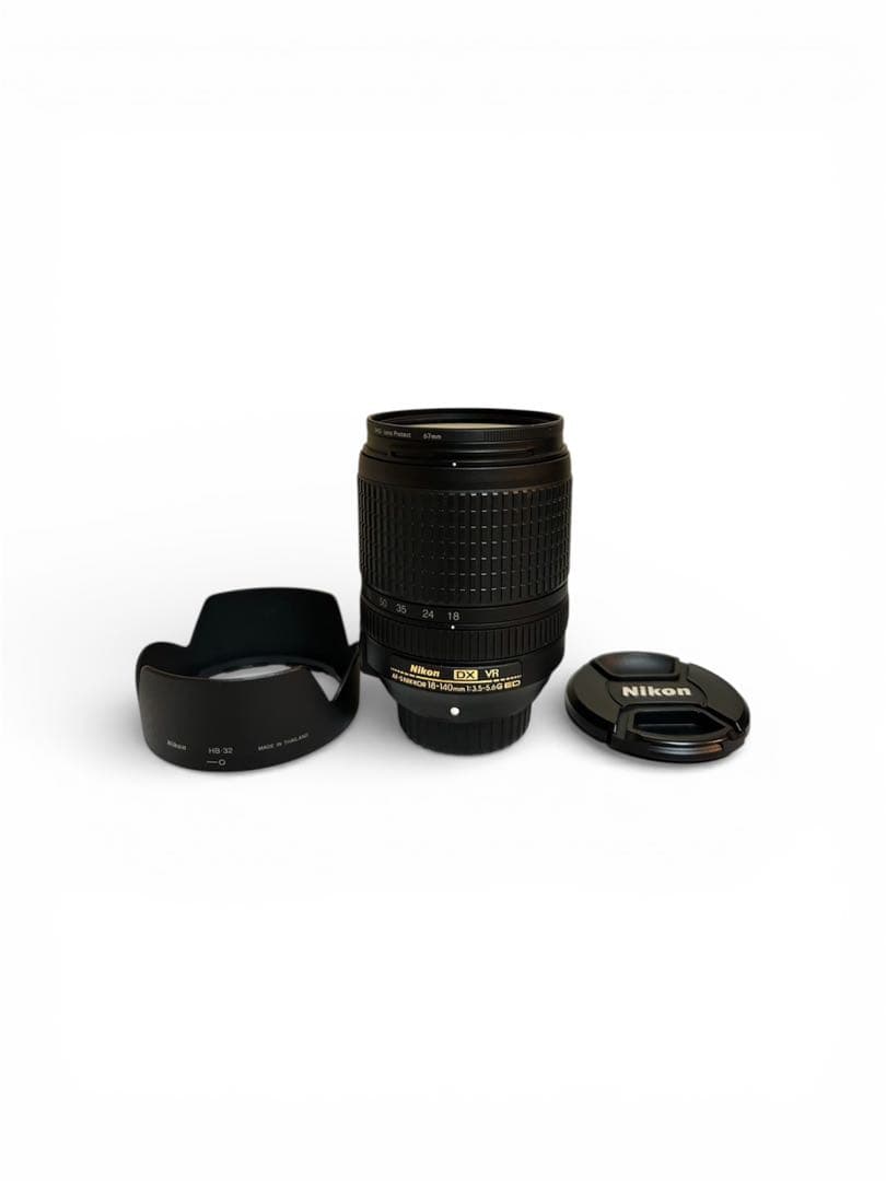 美品　Nikon DX 18-140mm f/3.5-5.6G ED VRレンズ