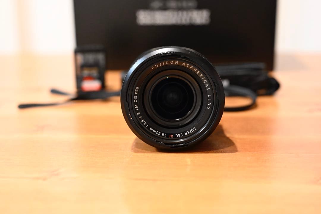 美品FUJIFILM.X-S10ボディ＋レンズXF18-55mmおまけ備品付き