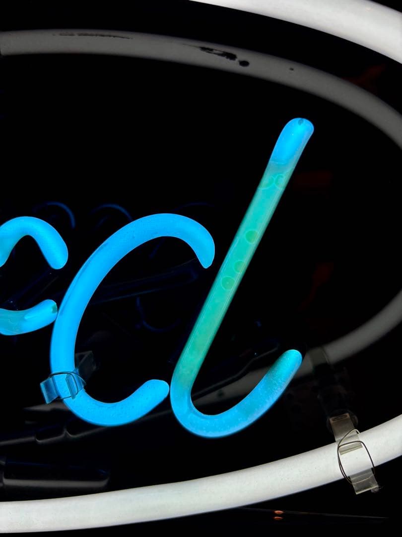 ネオンサイン　Ford ② ガレージ　アメ車