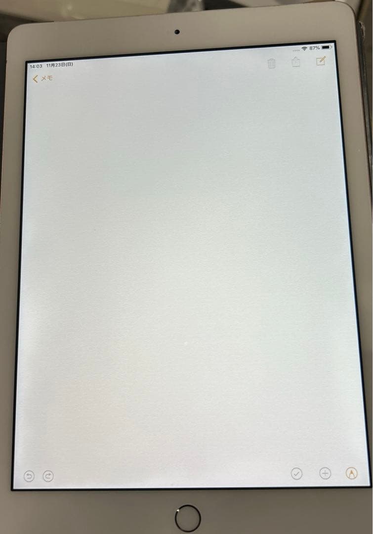 Apple iPad (第６世代) Wi-Fi + Cellular 32GB