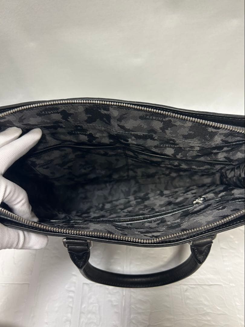 【肉や】aniary アニアリ　ビジネスバッグ　ブリーフケース