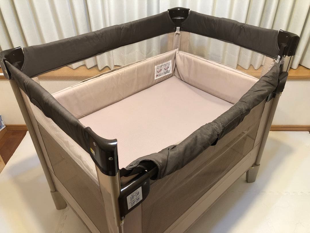 【早いもの勝ち】【美品】アップリカ ココネルエアー 新生児用ベビーベッド