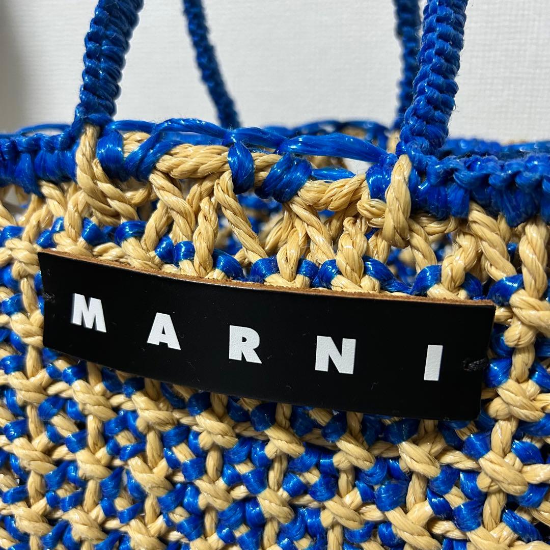 【MARNI】マルニフラワーカフェ ジュルタバッグ