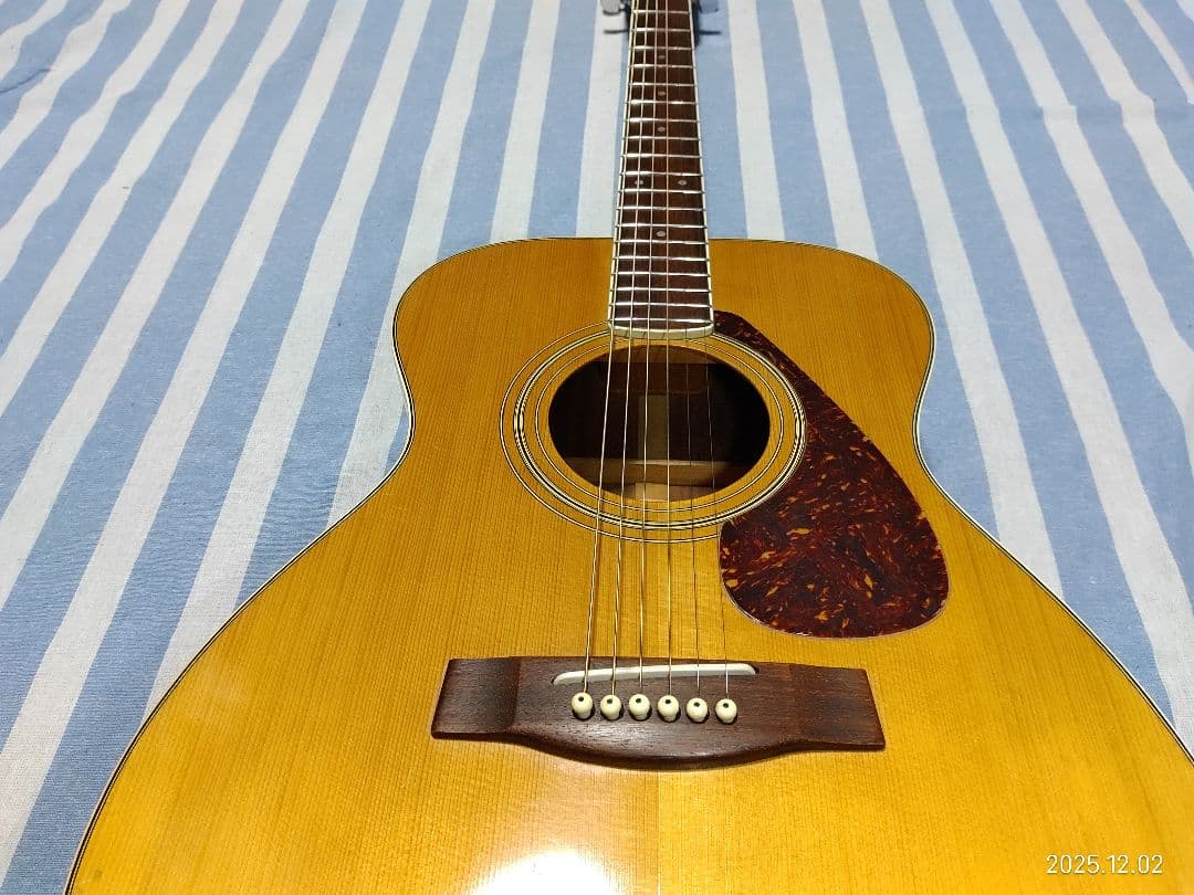 YAMAHAのジャパンヴィンテージ000サイズアコースティックギターFG-302