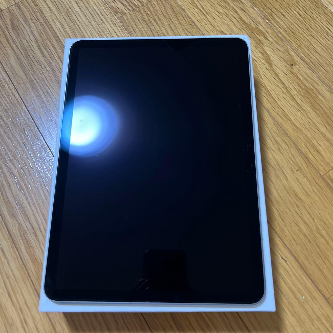 11インチiPad Air (M3) Wi-Fiモデル、スペースグレー。