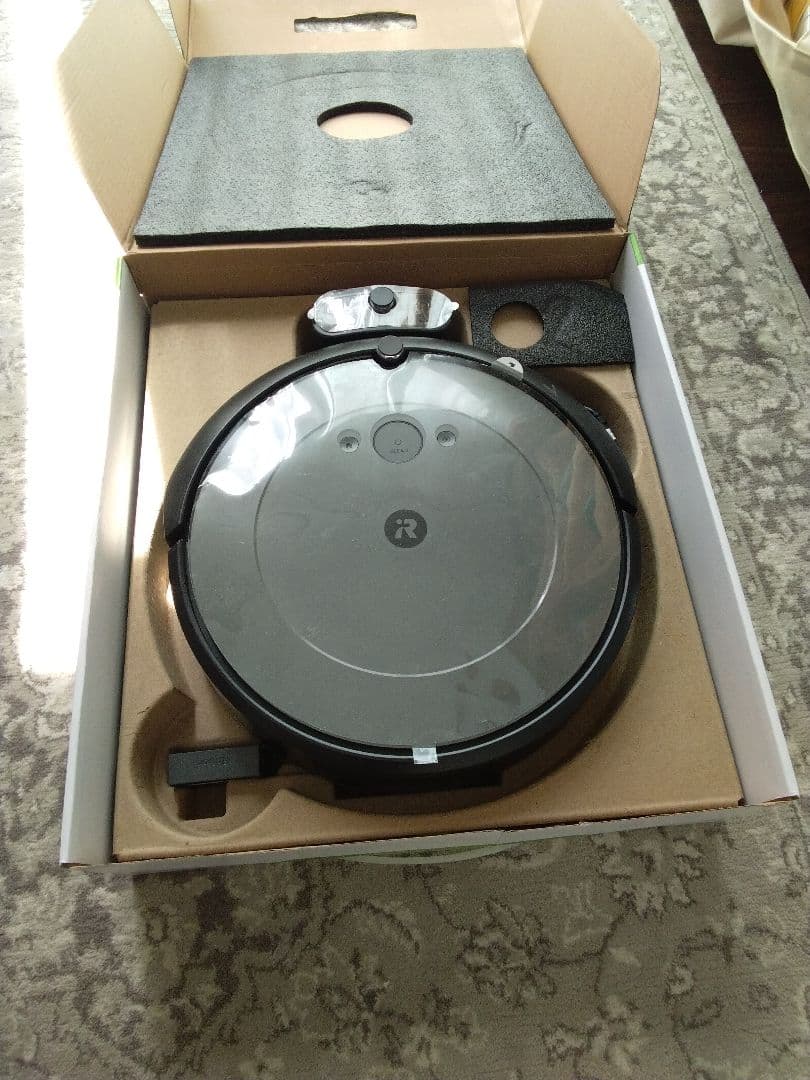 Roomba ロボット掃除機 i2 本体 充電式バッテリー付き