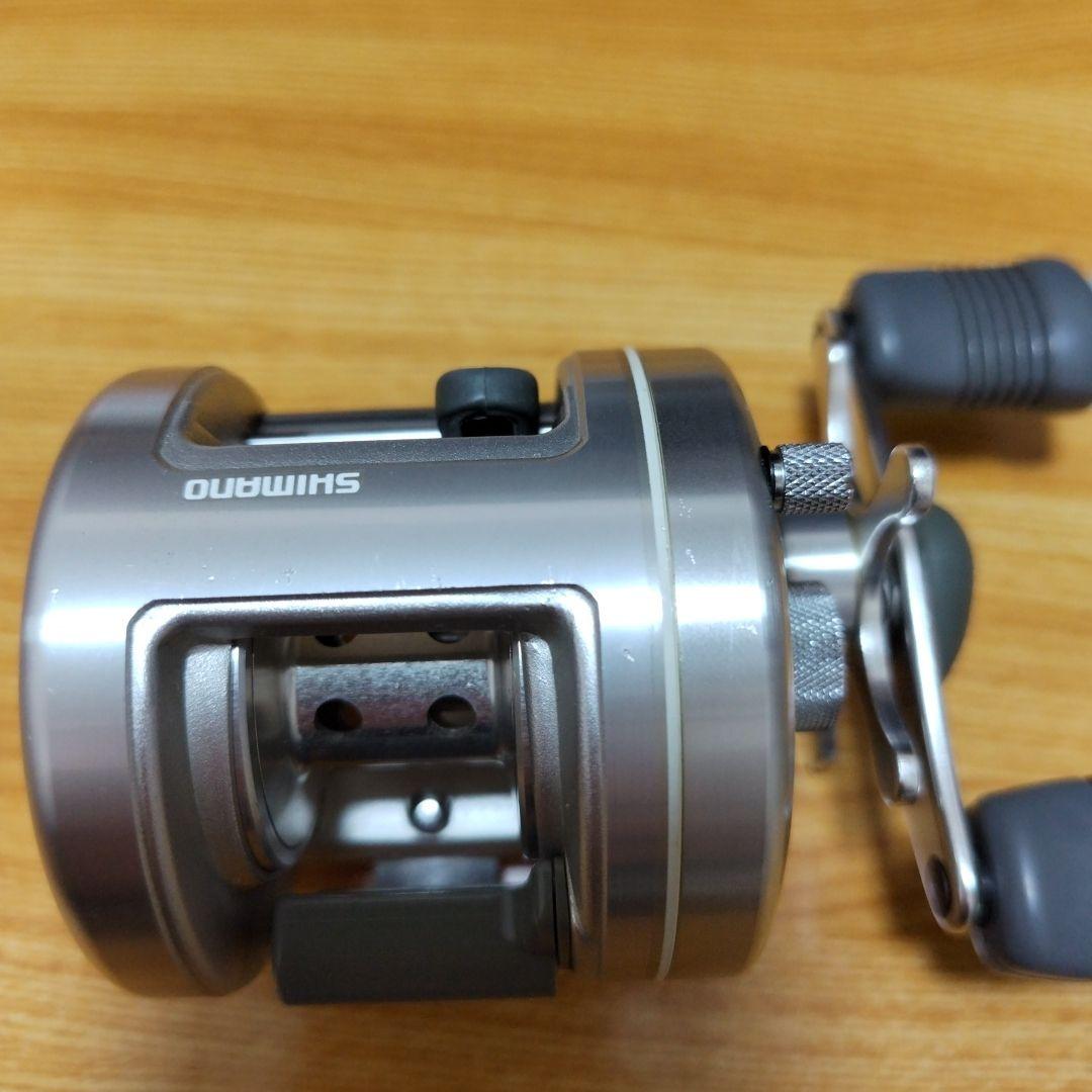 ☆ シマノ　☆カルカッタ 200