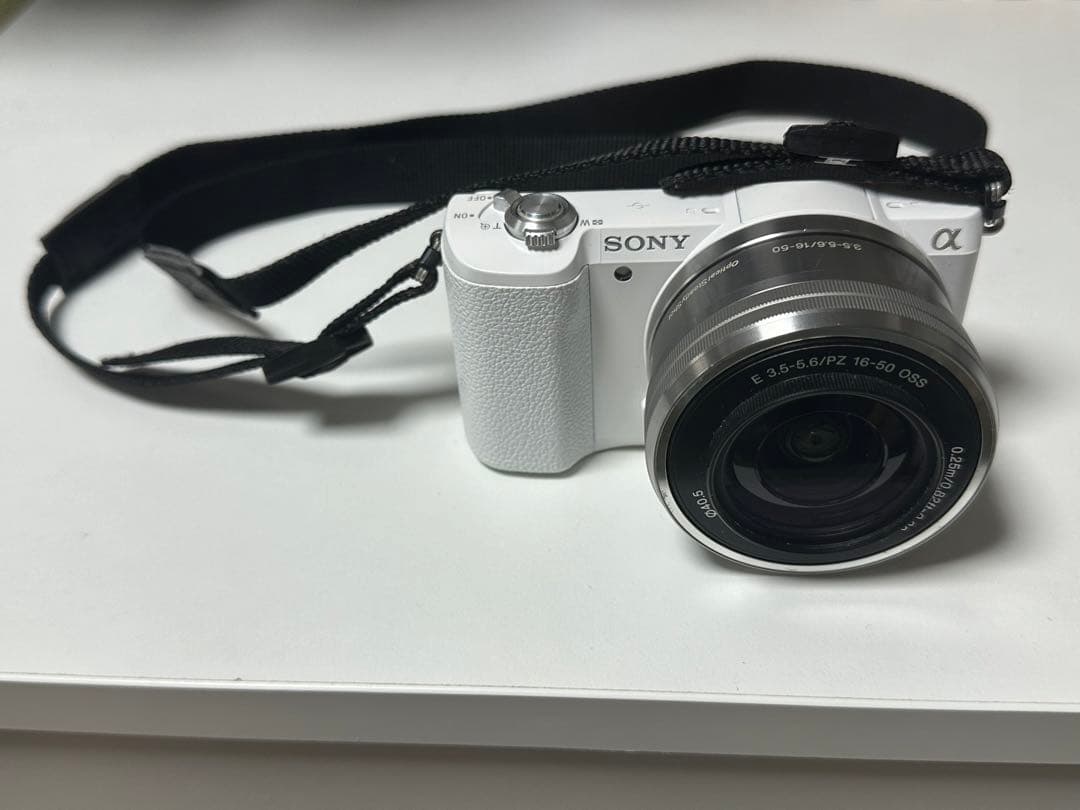 SONY α5100 ミラーレス一眼カメラ ホワイト