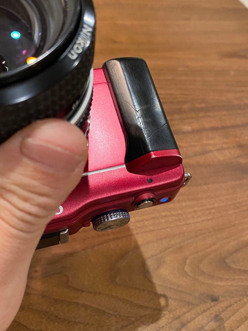 OLYMPUS e-pl1s 赤 ニコンNIKKOR 28㍉1:3.5 レンズ付