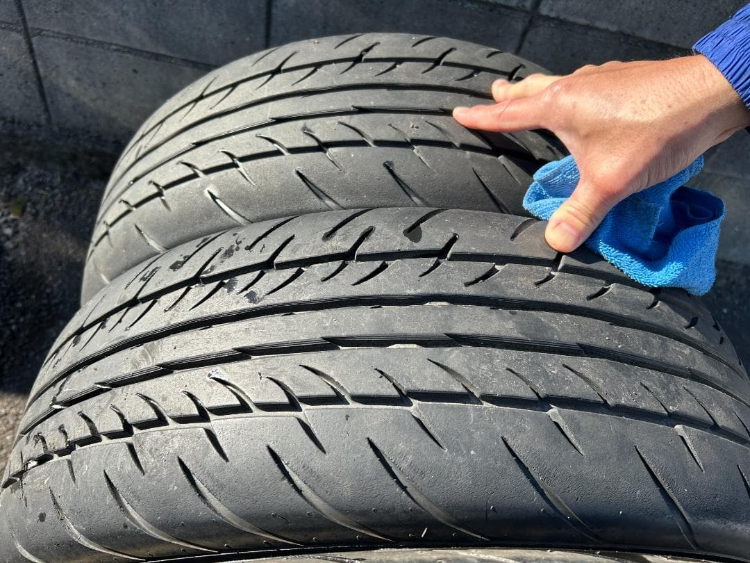 セイさん専用　トヨタ90ノア ヴォクシー純正オプション18インチ