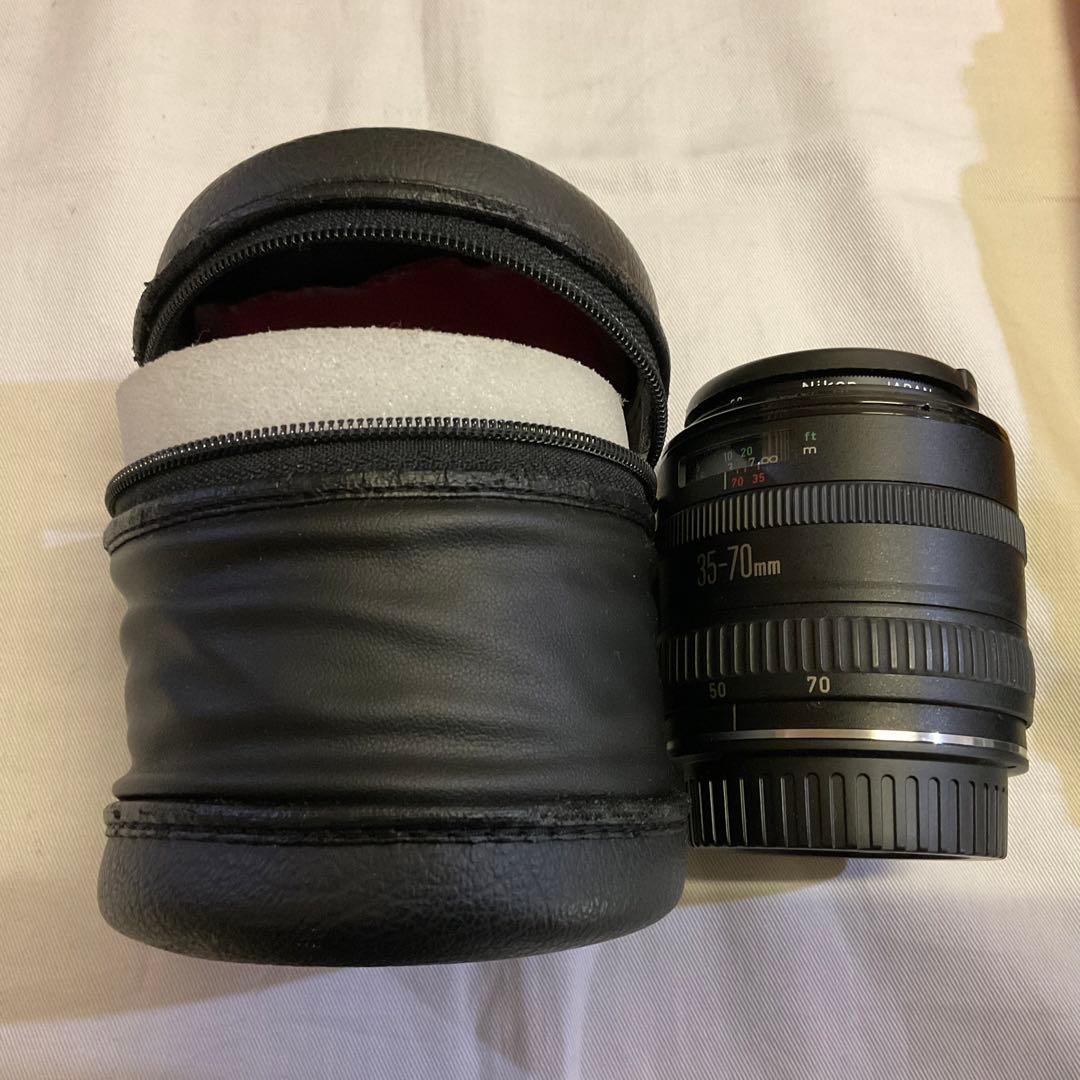 期間限定値下げ　キャノン　EOSレンズ各種4本+ストロボ+EOS650 +おまけ