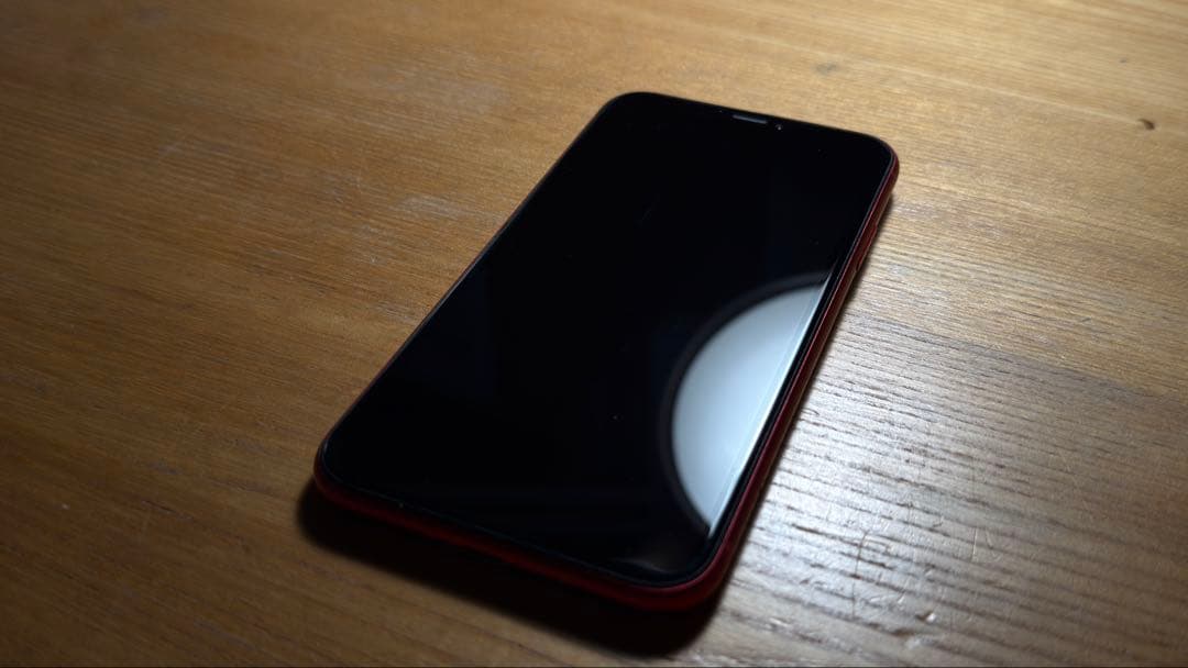 iPhone XR 赤 本体 6.1インチ