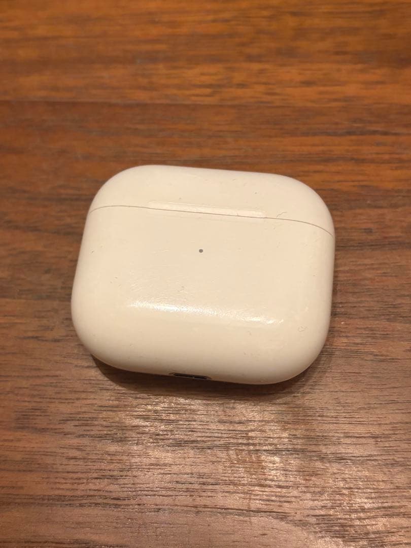 AirPods第3世代　Lightning版