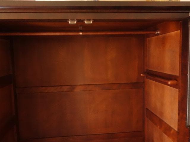 北海道民芸家具　洋服タンス　ワードロープ　再塗装済　USED