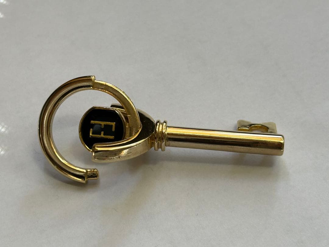 ☆レトロ☆　FENDI キーホルダー