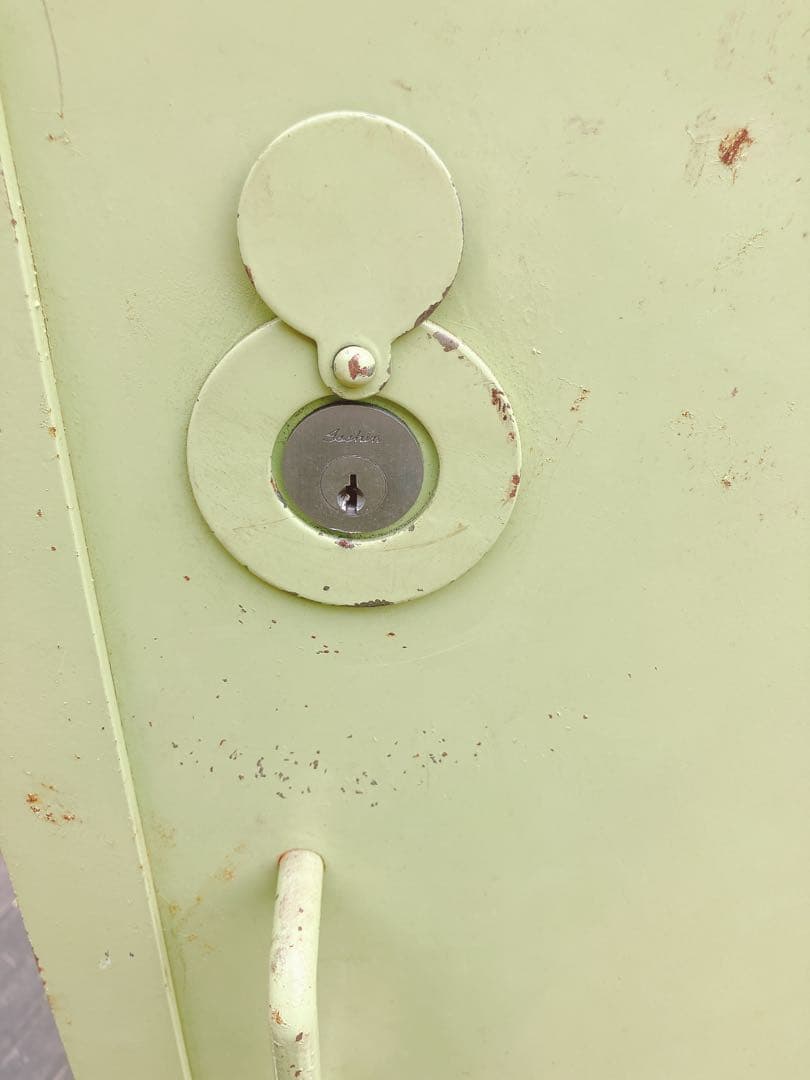 火薬貯蔵庫 保管庫 危険物 鍵付
