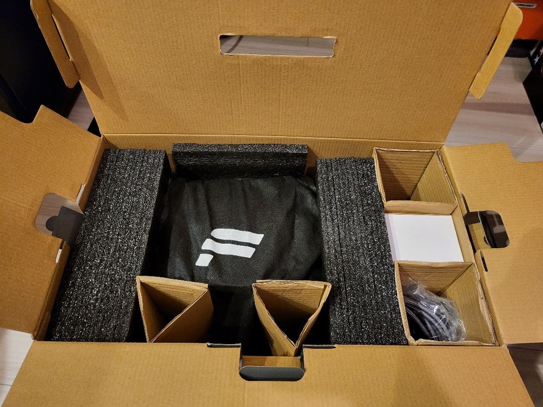 PC用ゲームコントローラー・コンバーター FANATEC ClubSport Wheel Base V2.5