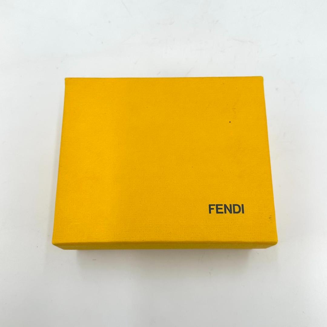 FENDI フェンディ ラビットファー カメリア フラワー コサージュ ブローチ
