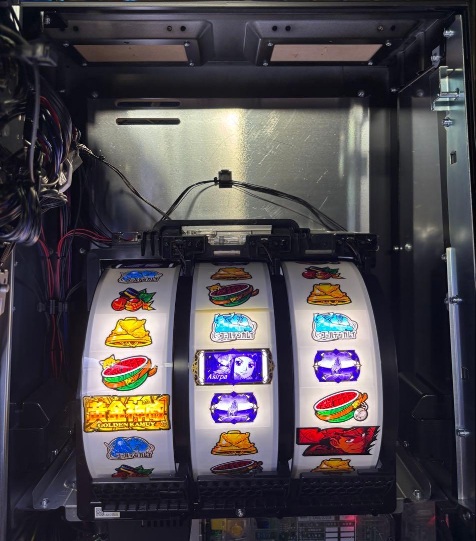 パチスロ実機【L ゴールデンカムイ】ユニット付 無段階ボリューム付 送料無料❗️