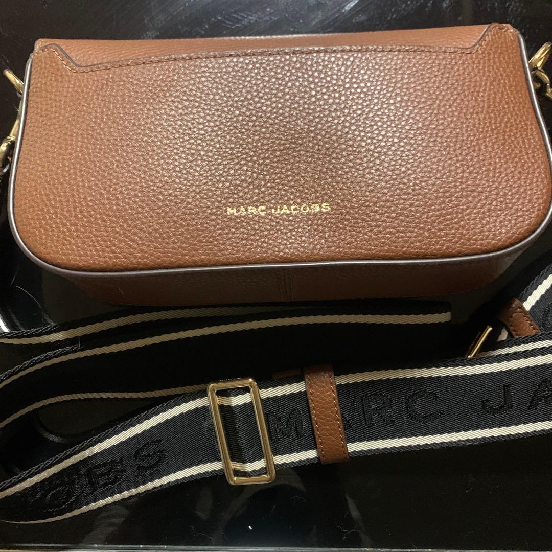 MARC JACOBS ブラウンショルダーバッグ