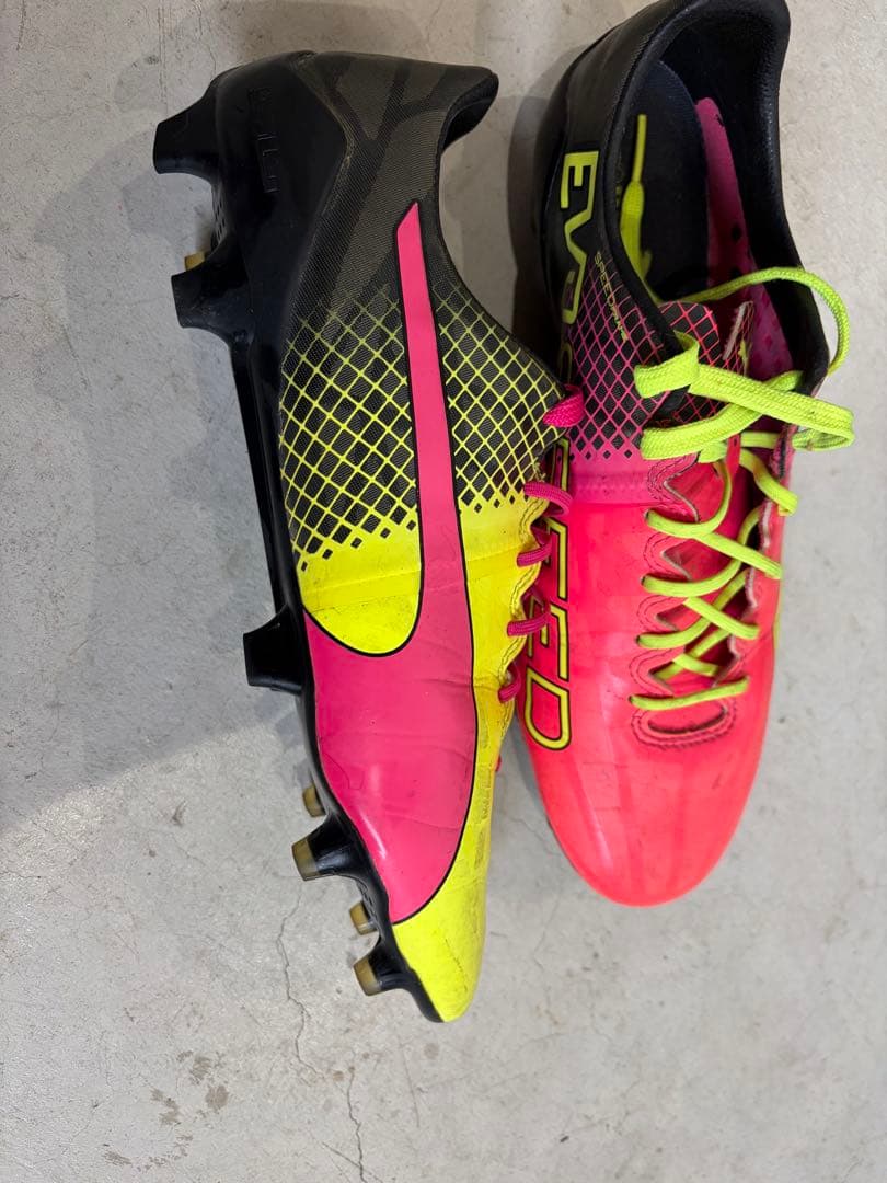 PUMA EVOSPEED イエロー/ピンク スパイク