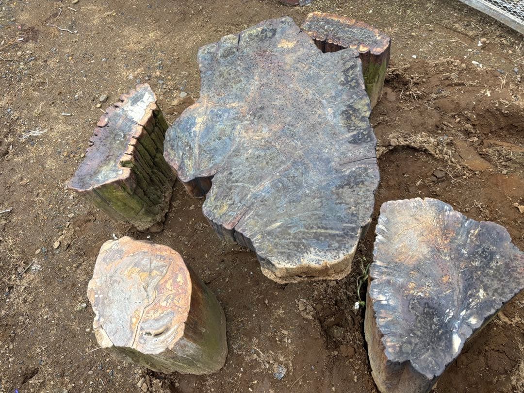 引き取り限定　庭用石テーブルと椅子