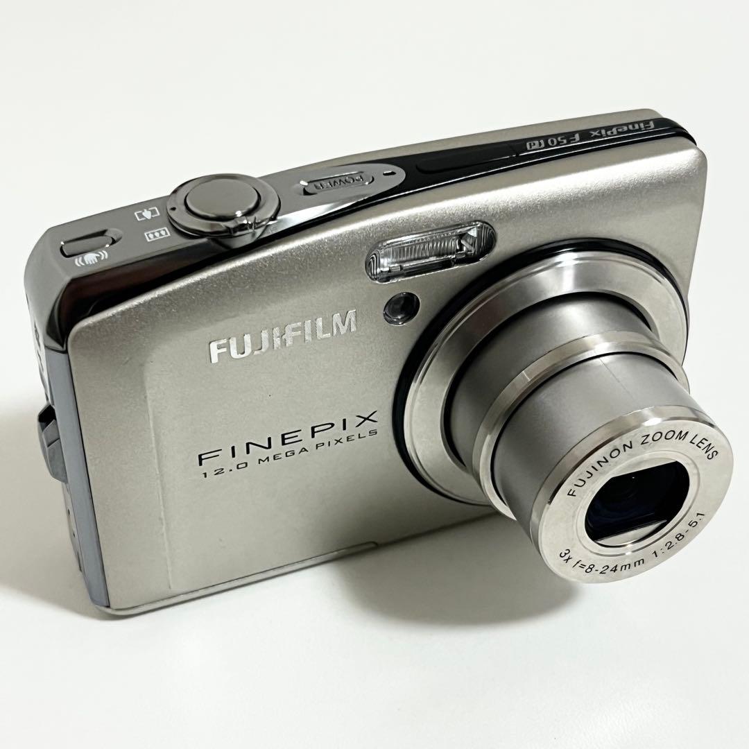 デジタルカメラ FUJIFILM finepix F50fd