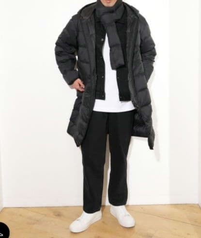 ユニクロ　ウルトラライトダウンフーデッドコート　ブラック　Ｌ