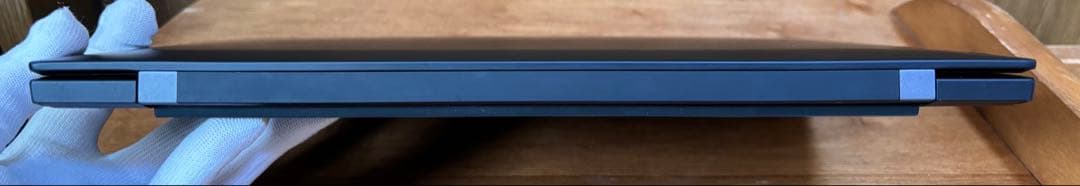 ThinkPad X1 Carbon Gen10 2022年モデルバッテリー良