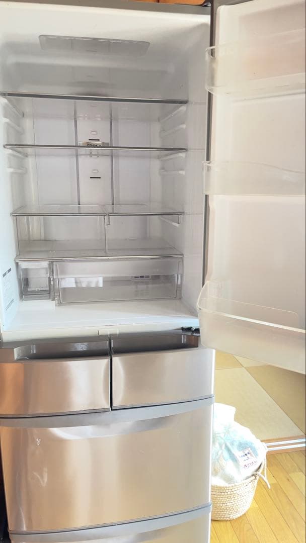 TAさん専用日立冷凍冷蔵庫R-K40G(SN）型 製氷機付き 407L