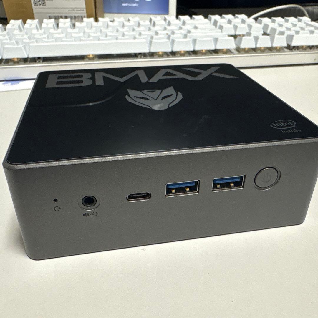 ミニPC BMAX B4PLUS miniPC