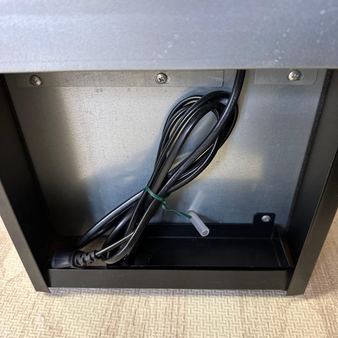 アイリスオーヤマ ワインセラー 18本収納 ペルチェ式 PWC-491P-B