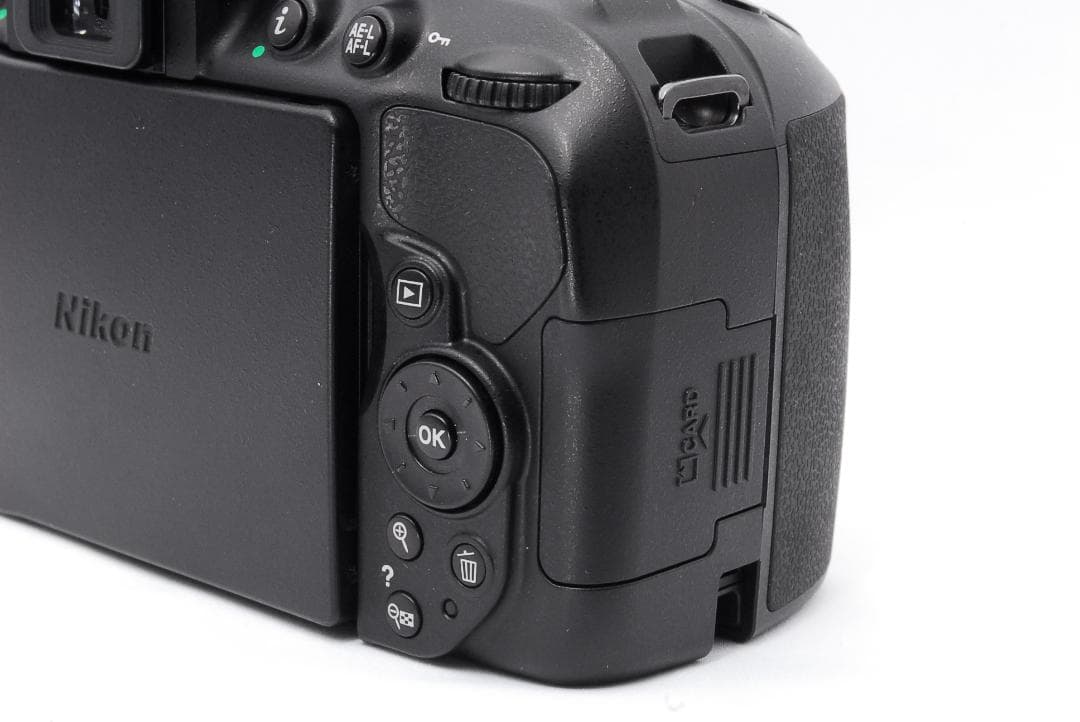 ひまお ✨使用回数少 自撮り可能機種✨ニコン Nikon D5300 ダブ