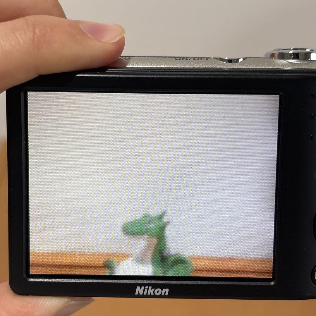 美品 Nikon ニコン COOLPIX クールピクス L28 単三電池使用