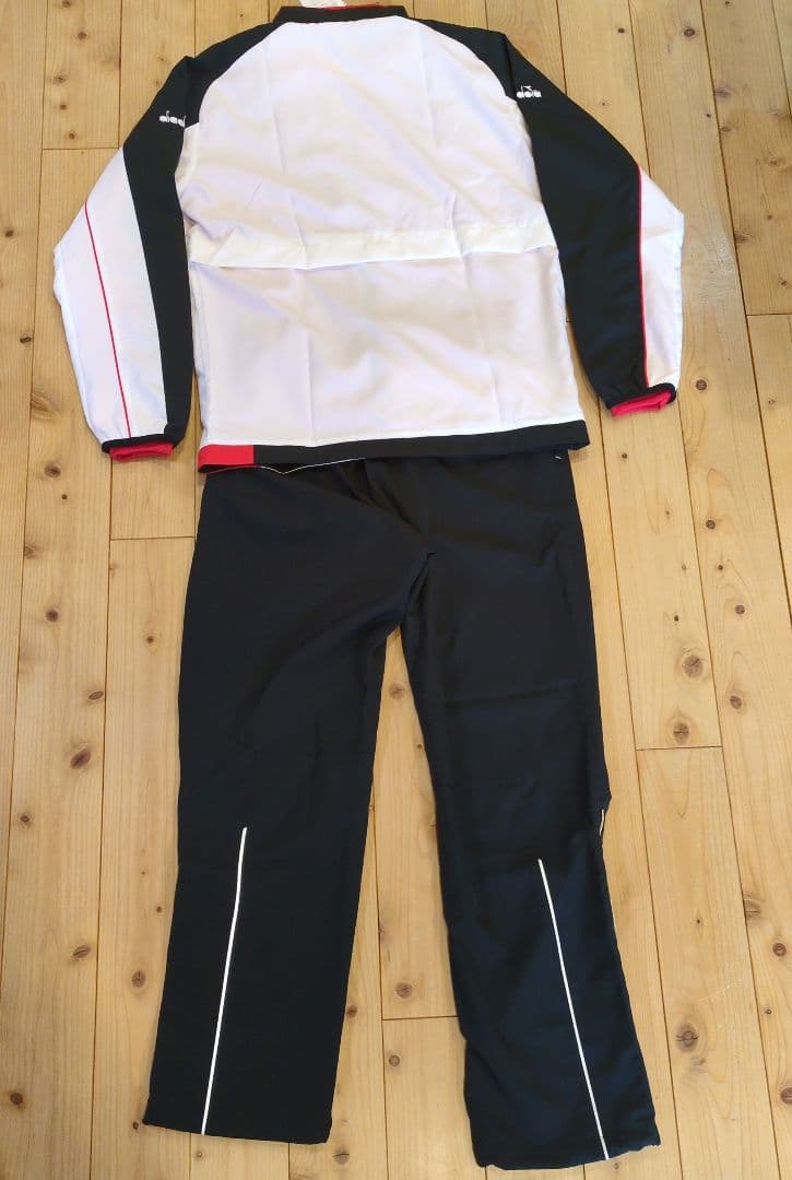 タグ付き新品未使用 DIADORAテニスジャージ上下セットメンズLサイズ