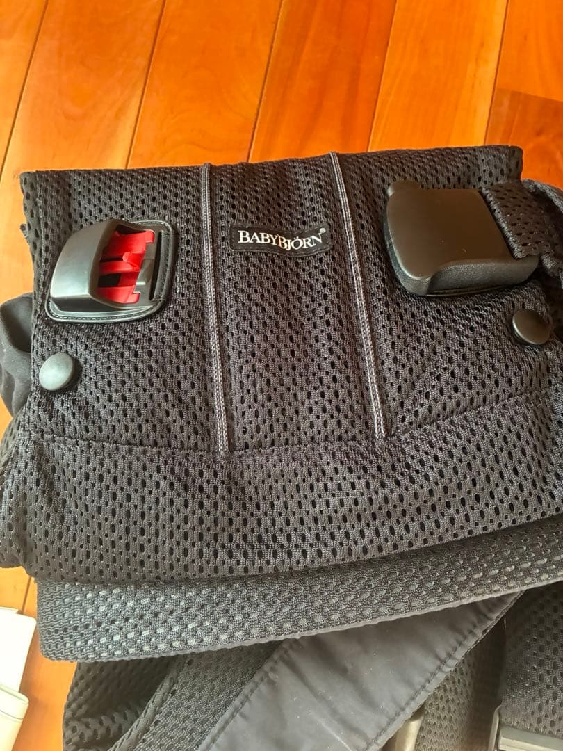 BABYBJÖRN 抱っこひも ONE KAI ダークブルー