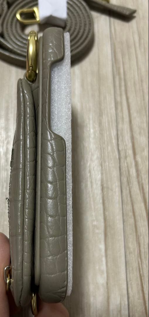 ajew iPhone14 iPhone16e sage green クロコ