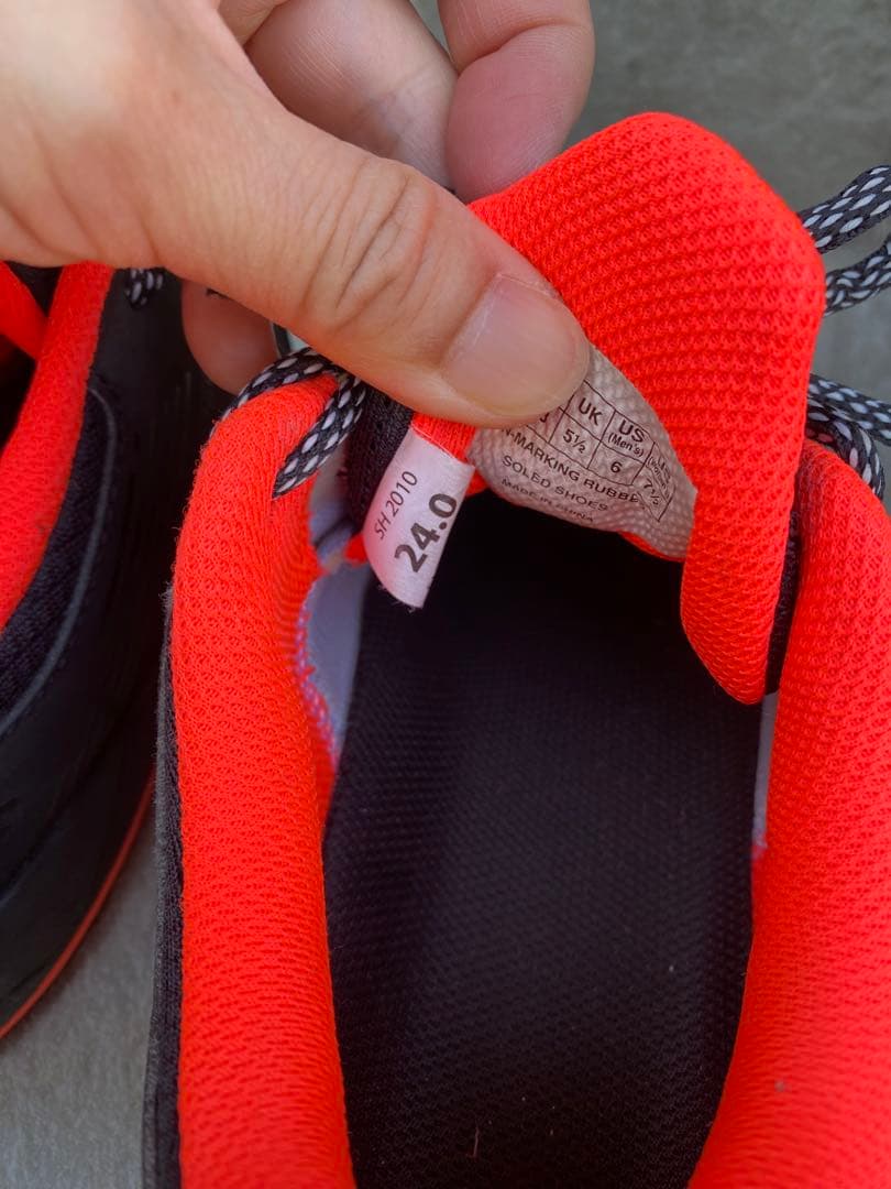 YONEX ソニケード テニスシューズ ホワイト/ブラック/オレンジ