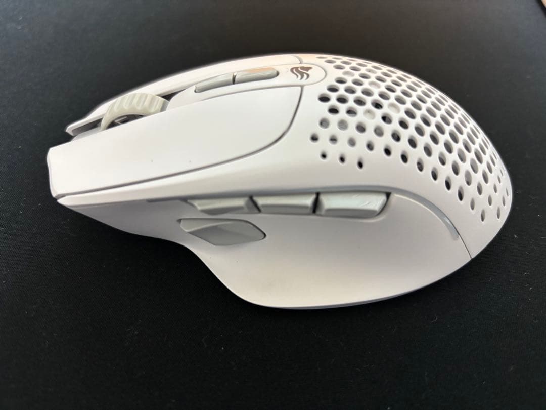 Glorious Model I2 ワイヤレスマウス