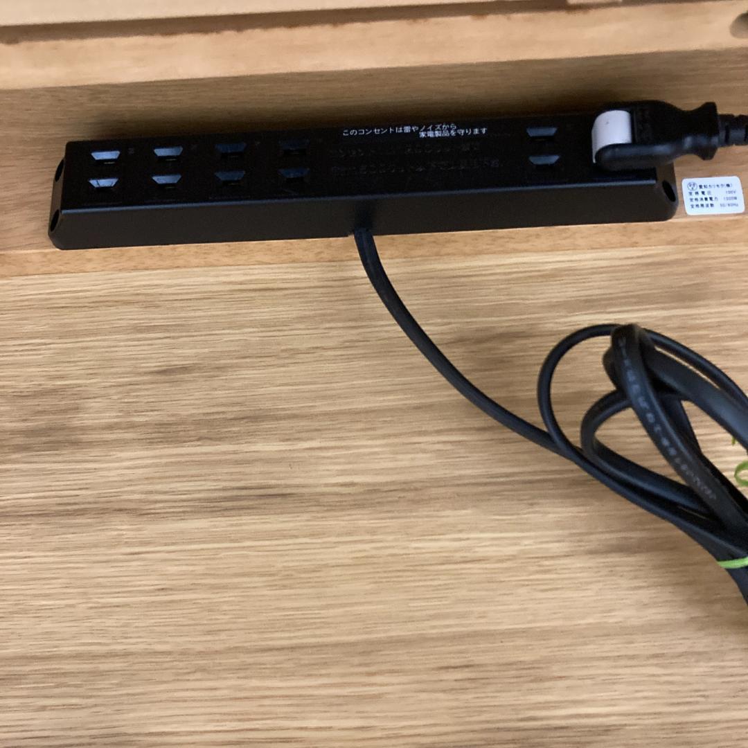 【カリモク】ベネッセ　学習机　デスク　高さ調整